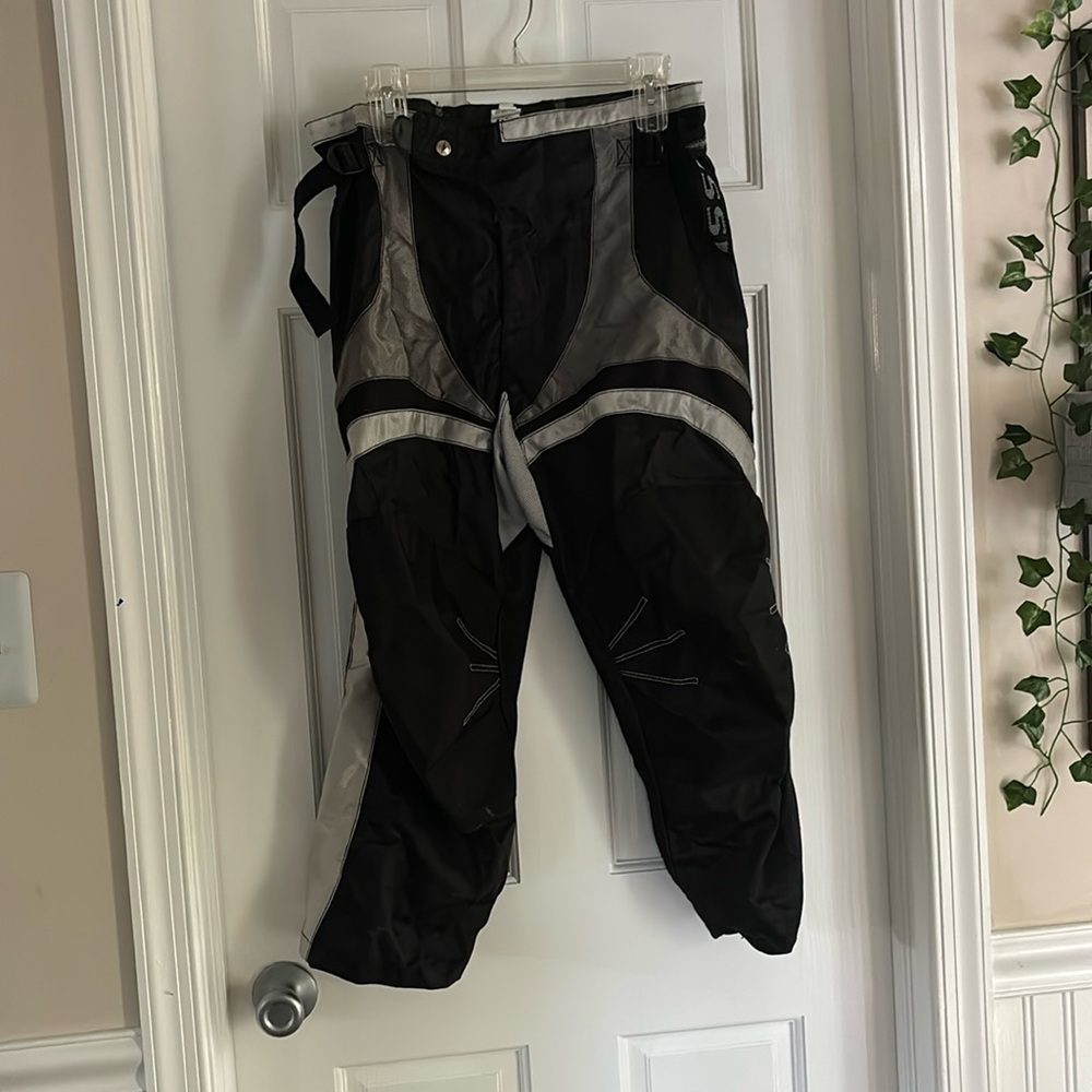 Mission Inline Skating Pants, Junior Medium - image 1